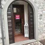 Sleep In Depandance