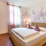 Sleep In Depandance 3*
