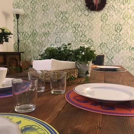 Sleep In Depandance Vendégház