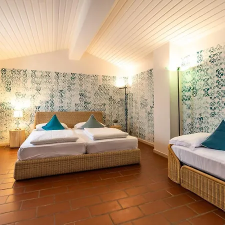 Sleep In Depandance Venzone