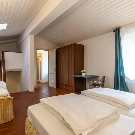 Guest house Sleep In Depandance